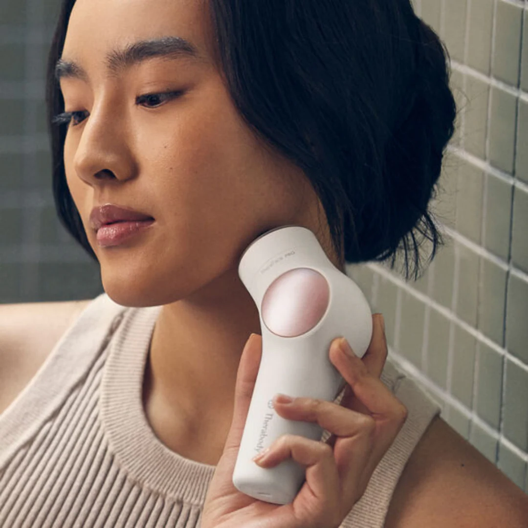 TheraFace PRO - White - Image 6